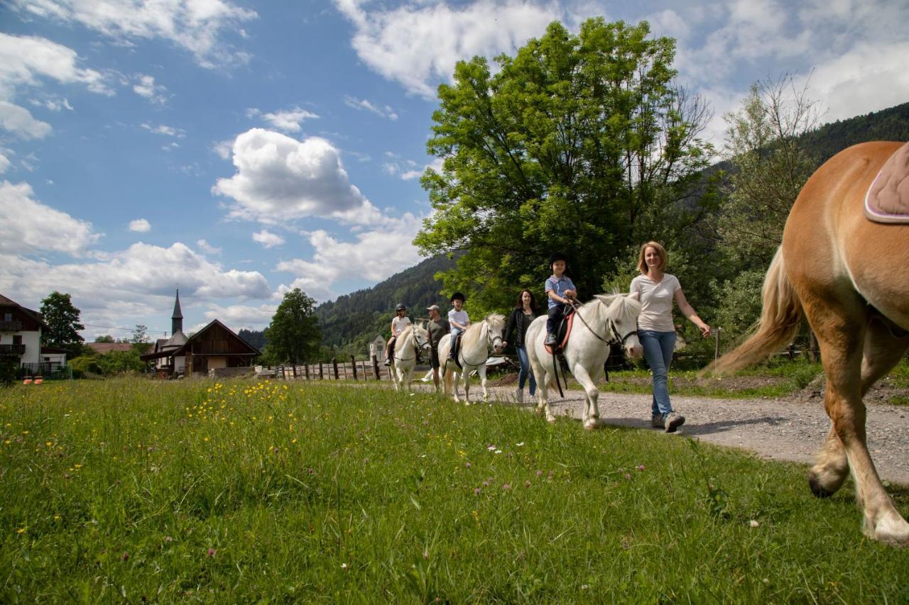 Schullerhof Hotel Hermagor-Pressegger See Buitenkant foto