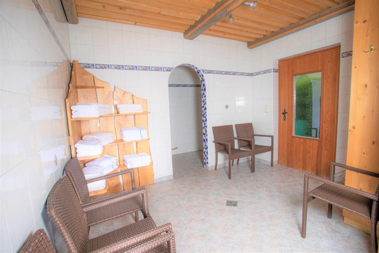 Schullerhof Hotel Hermagor-Pressegger See Buitenkant foto